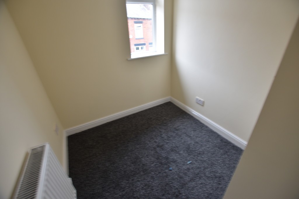 Images for Farnworth, Bolton EAID:0c021585af0b9d676445b7c53ff3beb9 BID:1