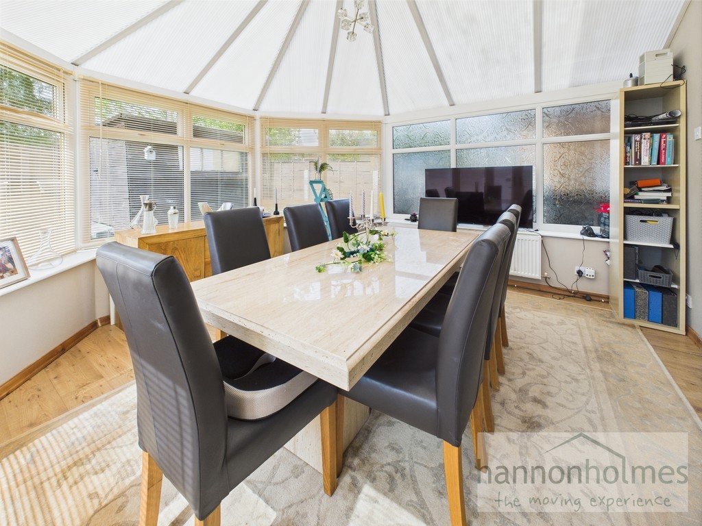 Images for Parnham Close, Radcliffe, Manchester EAID:0c021585af0b9d676445b7c53ff3beb9 BID:1