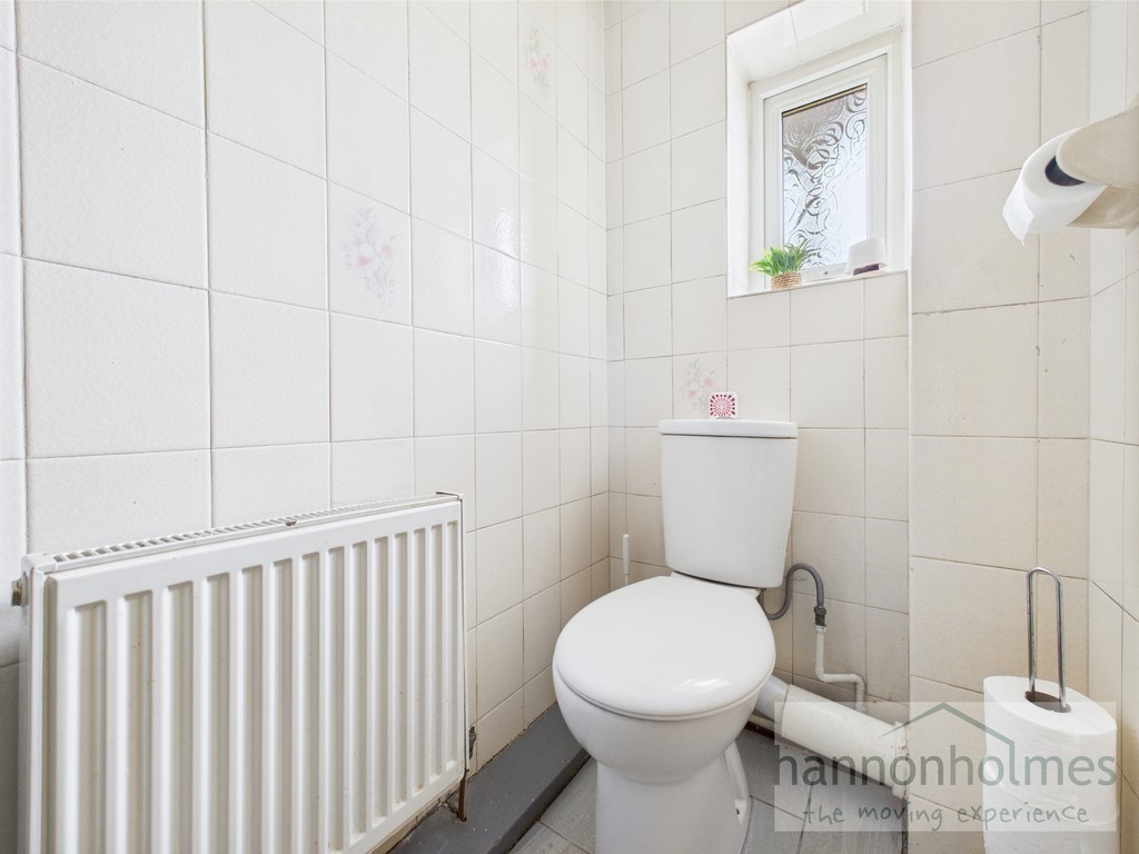 Images for Parnham Close, Radcliffe, Manchester EAID:0c021585af0b9d676445b7c53ff3beb9 BID:1