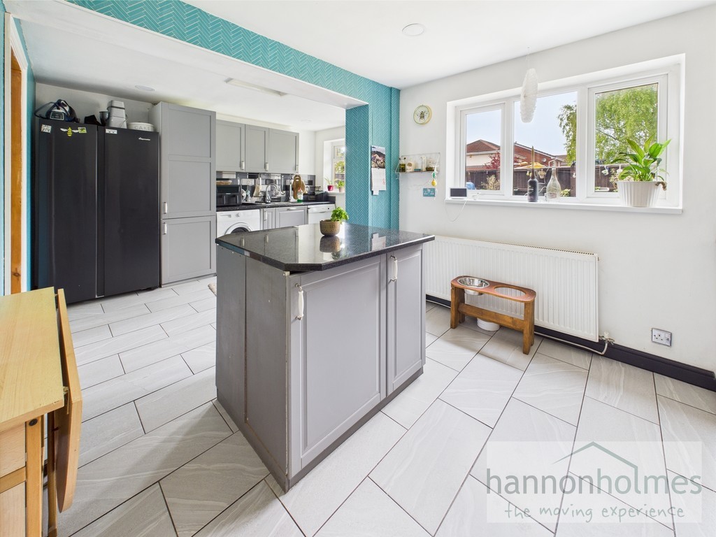 Images for Parnham Close, Radcliffe, Manchester EAID:0c021585af0b9d676445b7c53ff3beb9 BID:1