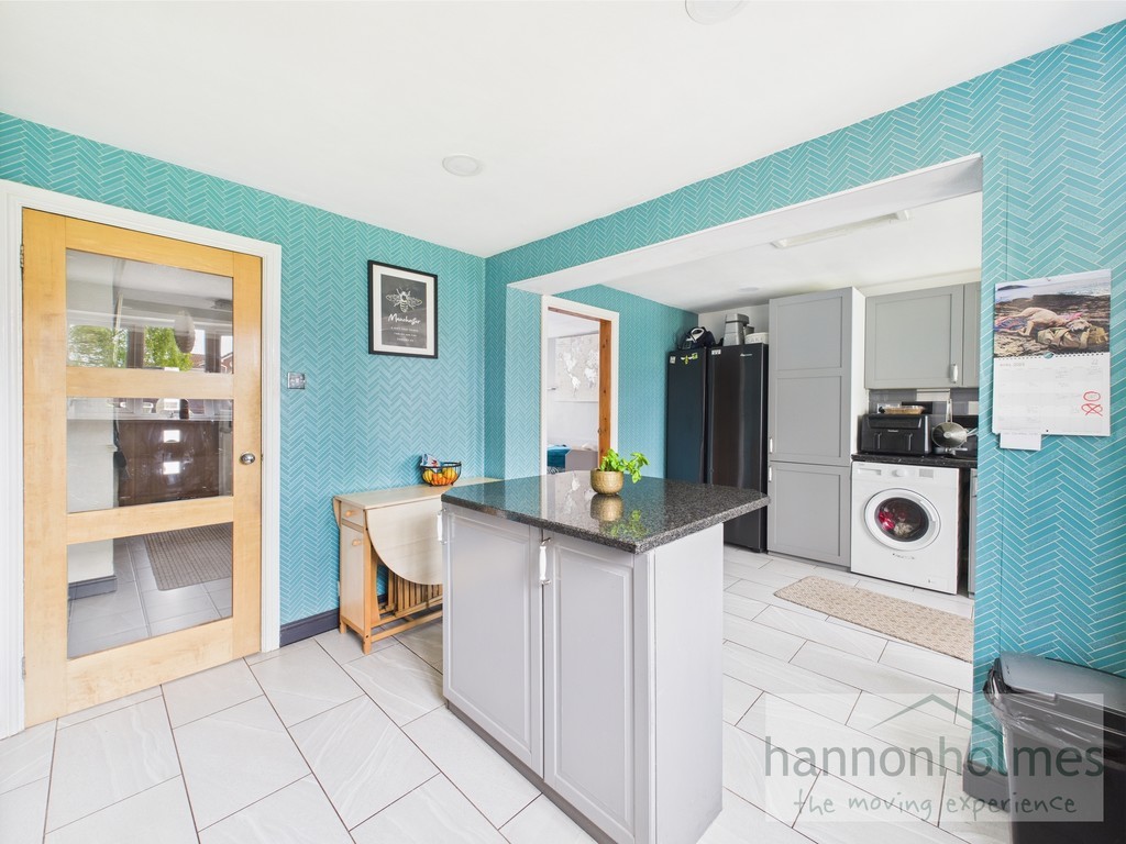 Images for Parnham Close, Radcliffe, Manchester EAID:0c021585af0b9d676445b7c53ff3beb9 BID:1
