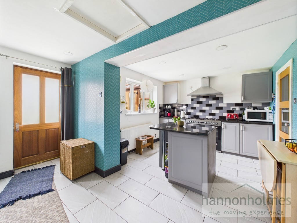 Images for Parnham Close, Radcliffe, Manchester EAID:0c021585af0b9d676445b7c53ff3beb9 BID:1