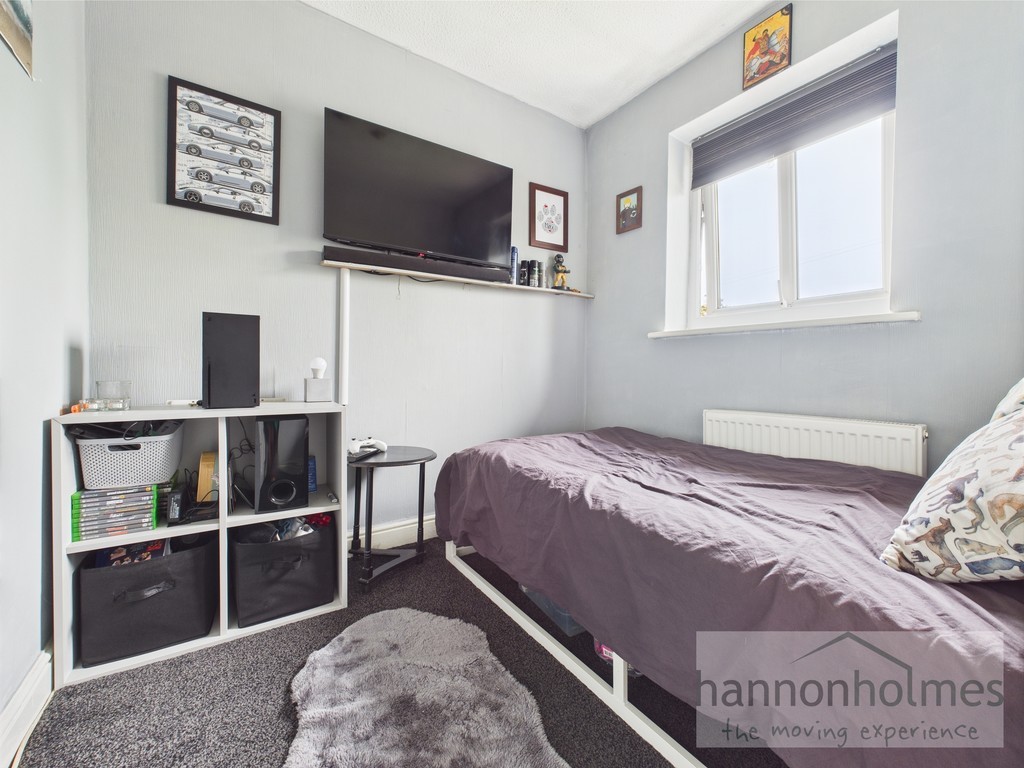 Images for Parnham Close, Radcliffe, Manchester EAID:0c021585af0b9d676445b7c53ff3beb9 BID:1