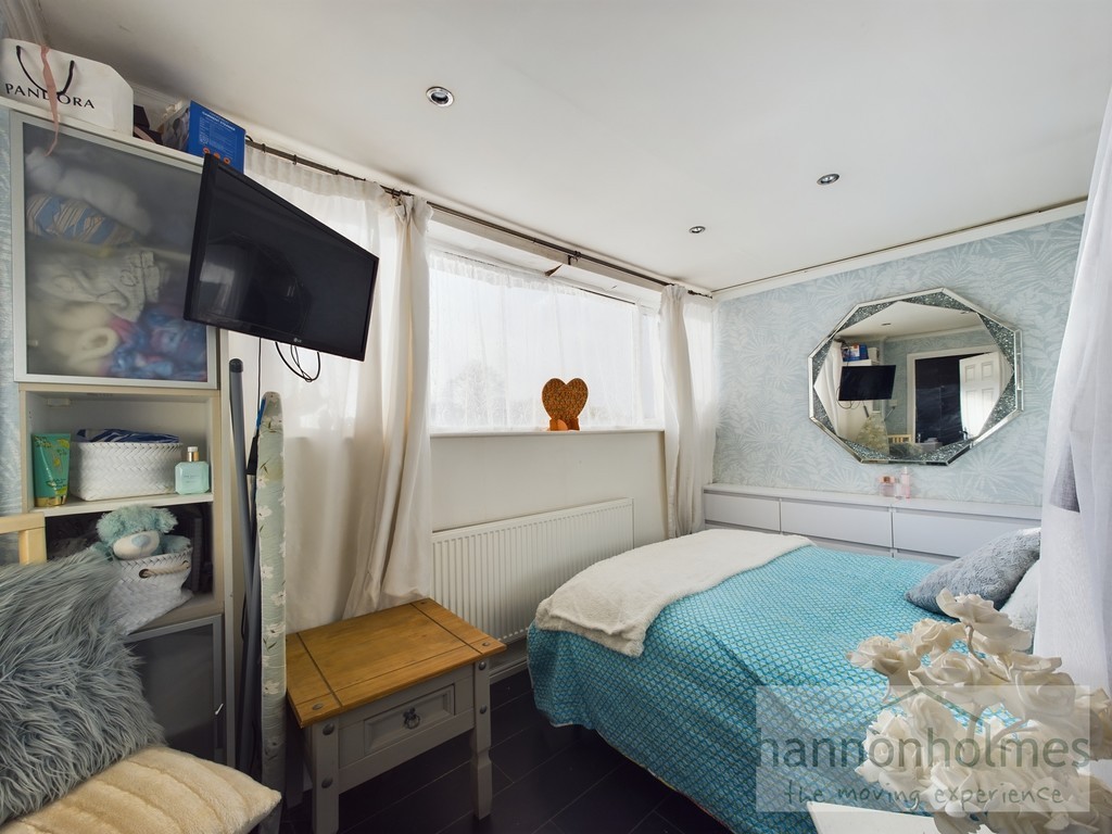 Images for Bollin Close, Kearsley, Bolton EAID:0c021585af0b9d676445b7c53ff3beb9 BID:1