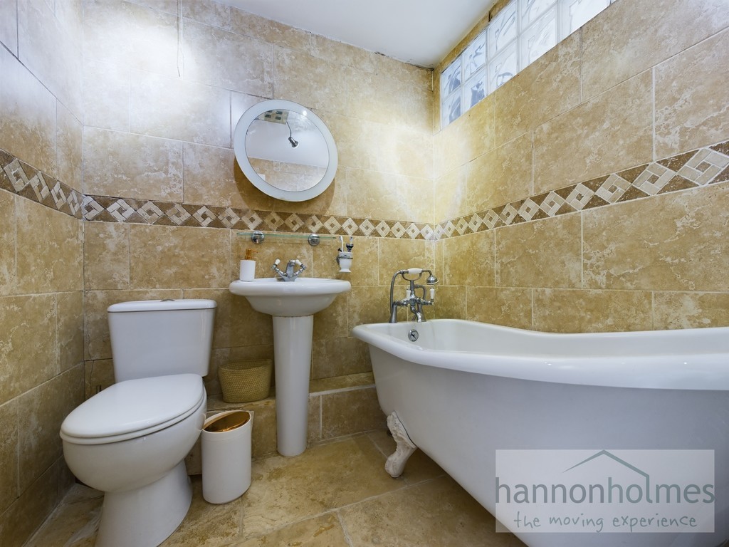 Images for Bollin Close, Kearsley, Bolton EAID:0c021585af0b9d676445b7c53ff3beb9 BID:1