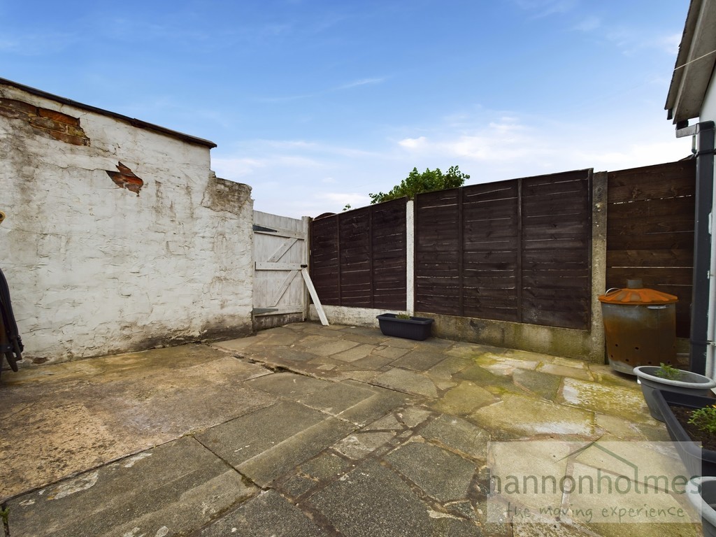 Images for Church Street, Little Lever, Bolton EAID:0c021585af0b9d676445b7c53ff3beb9 BID:1