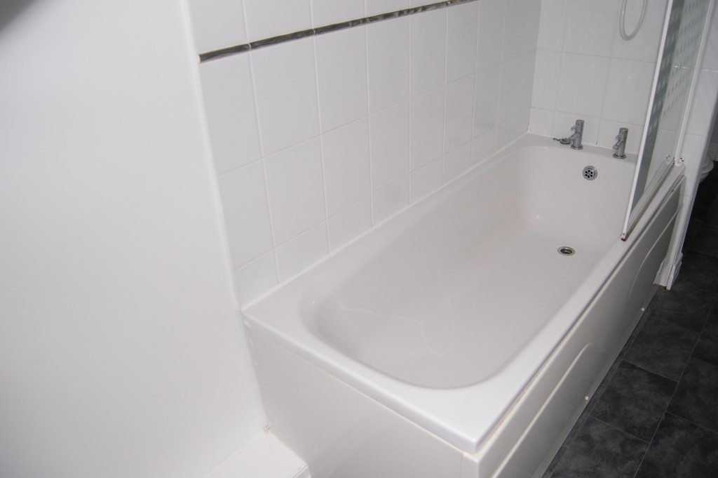 Images for Manchester Road, Kearsley, Bolton EAID:0c021585af0b9d676445b7c53ff3beb9 BID:1