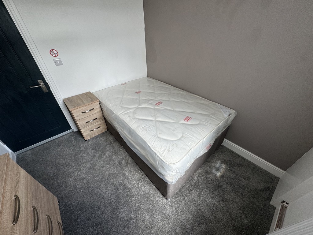 Images for Tonge Moor Road, Bolton EAID:0c021585af0b9d676445b7c53ff3beb9 BID:1