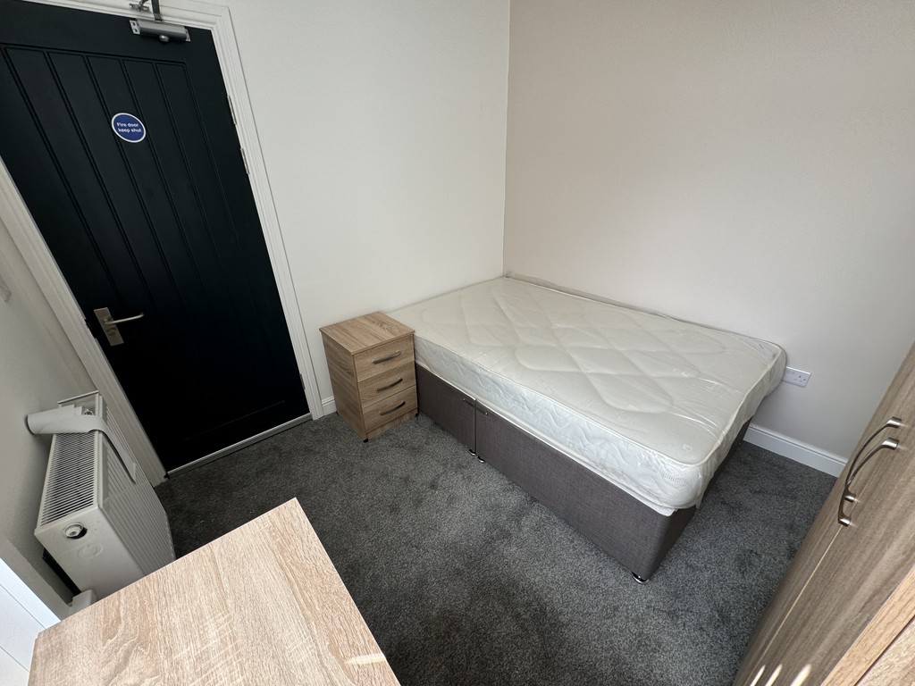 Images for Tonge Moor Road, Bolton EAID:0c021585af0b9d676445b7c53ff3beb9 BID:1