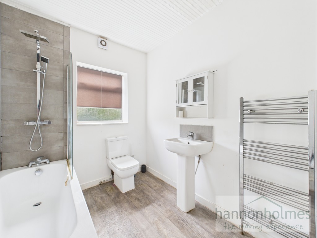 Images for Lord Street, Kearsley, Bolton EAID:0c021585af0b9d676445b7c53ff3beb9 BID:1