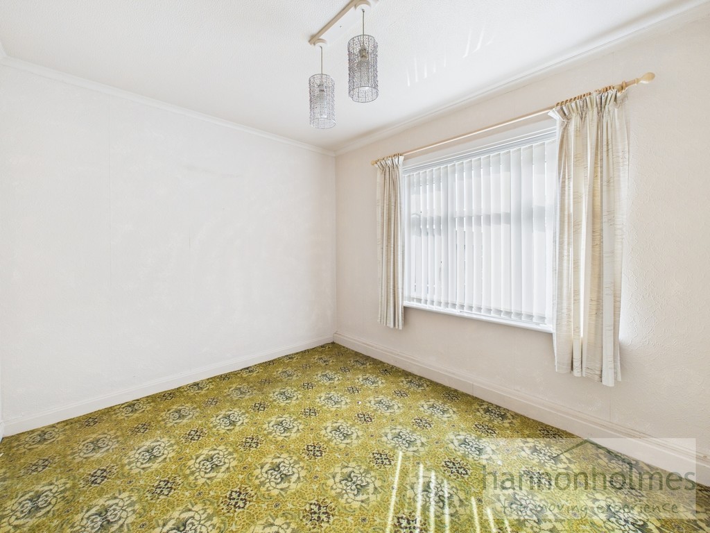 Images for Radcliffe, Manchester EAID:0c021585af0b9d676445b7c53ff3beb9 BID:1