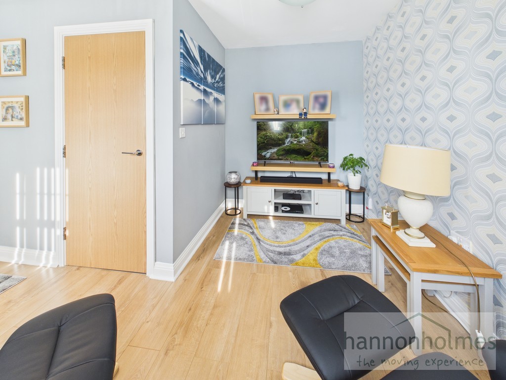 Images for Fearney Side, Little Lever, Bolton EAID:0c021585af0b9d676445b7c53ff3beb9 BID:1