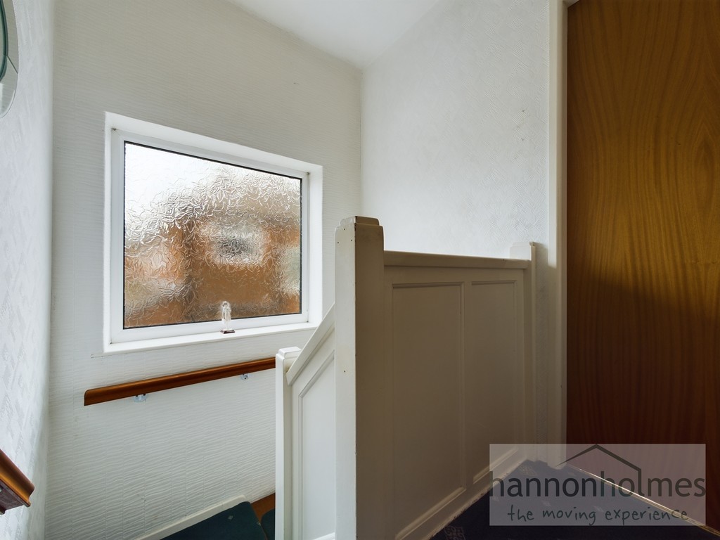 Images for Tong Road, Little Lever, Bolton EAID:0c021585af0b9d676445b7c53ff3beb9 BID:1