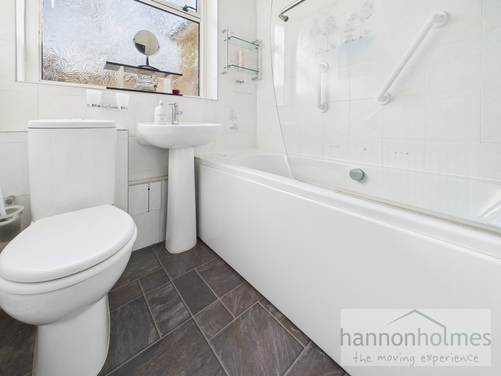 Images for Catterick Drive, Little Lever, Bolton EAID:0c021585af0b9d676445b7c53ff3beb9 BID:1