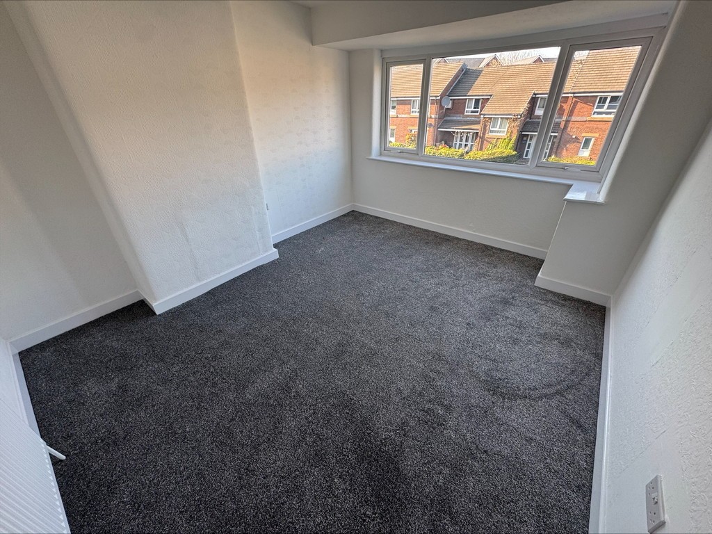 Images for Radcliffe, Manchester EAID:0c021585af0b9d676445b7c53ff3beb9 BID:1