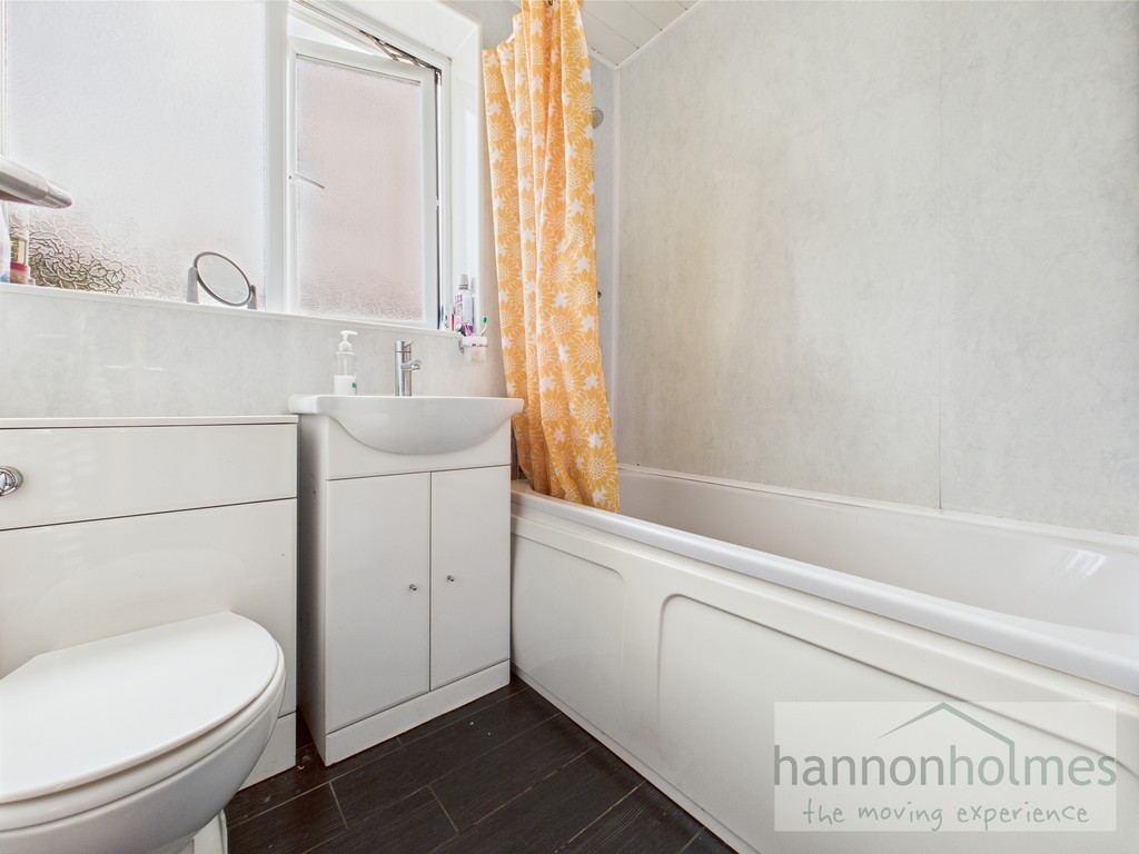 Images for Balmoral Avenue, Little Lever, Bolton EAID:0c021585af0b9d676445b7c53ff3beb9 BID:1