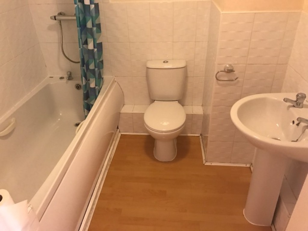 Images for Brattice Drive Swinton Manchester Greater Manchester EAID:0c021585af0b9d676445b7c53ff3beb9 BID:1