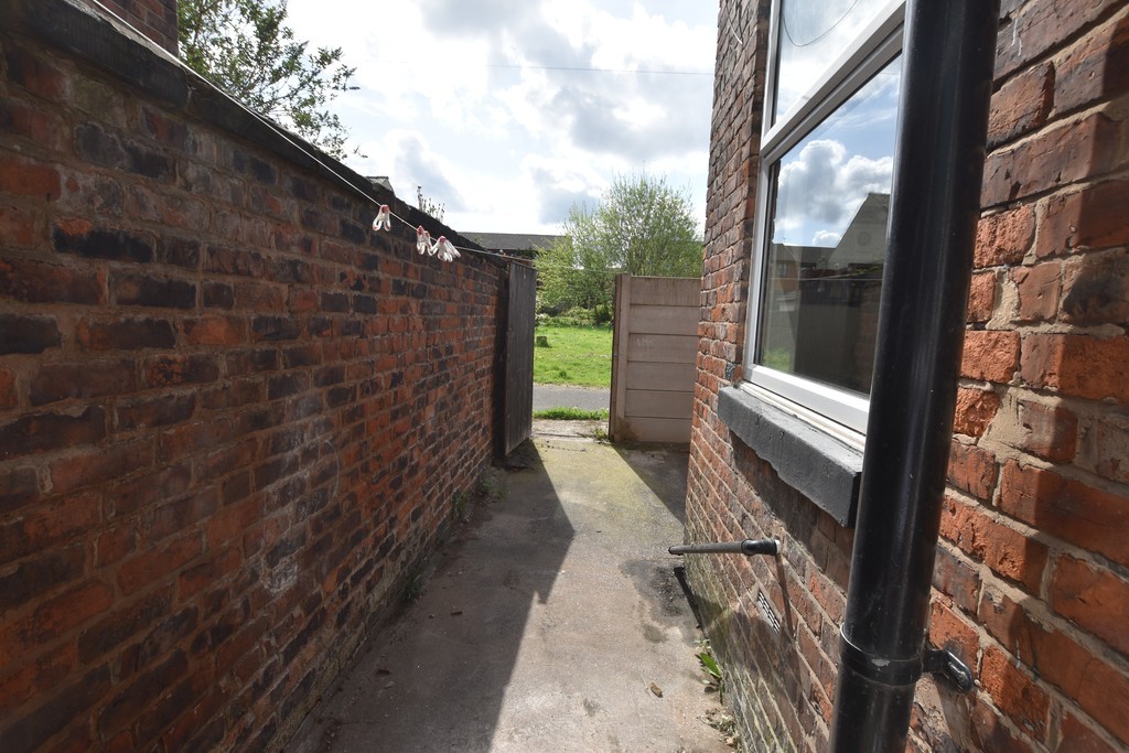 Images for Newton Heath, Manchester EAID:0c021585af0b9d676445b7c53ff3beb9 BID:1