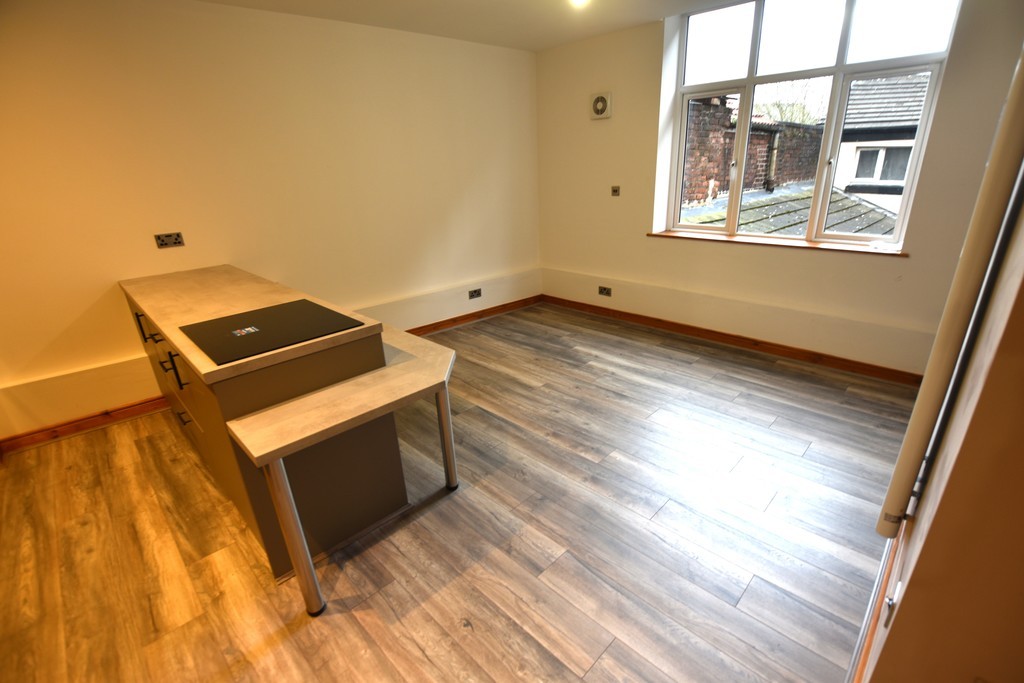 Images for Flat 3, 131 Market Street EAID:0c021585af0b9d676445b7c53ff3beb9 BID:1
