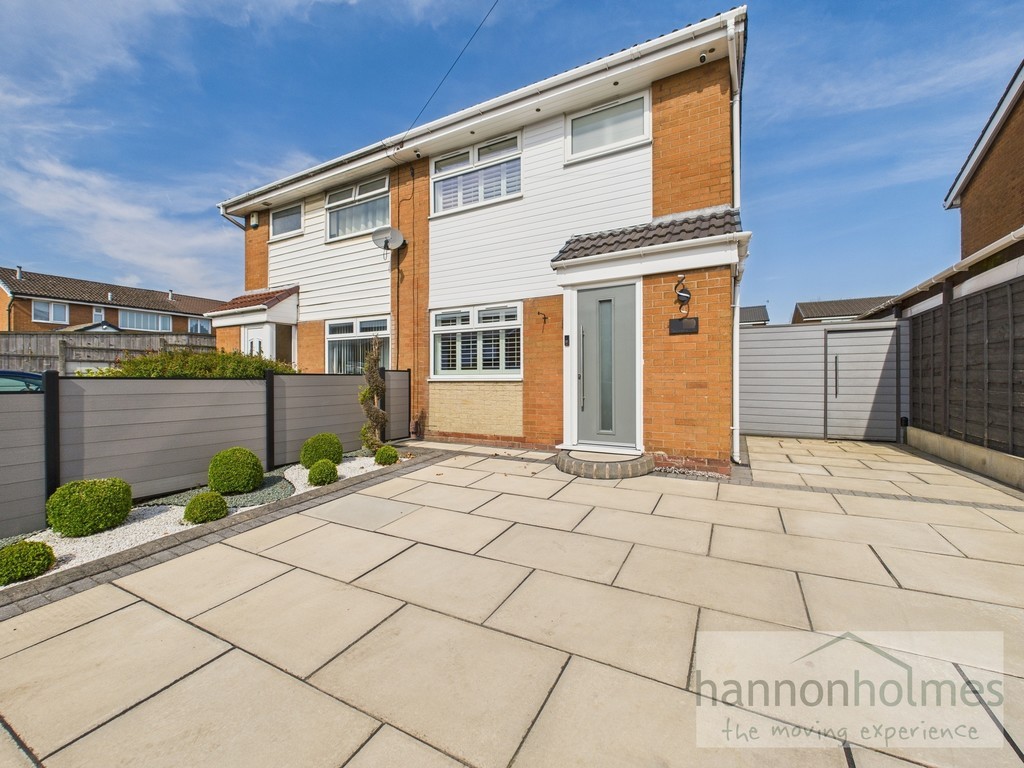 Images for Hereford Crescent, Little Lever, Bolton EAID:0c021585af0b9d676445b7c53ff3beb9 BID:1