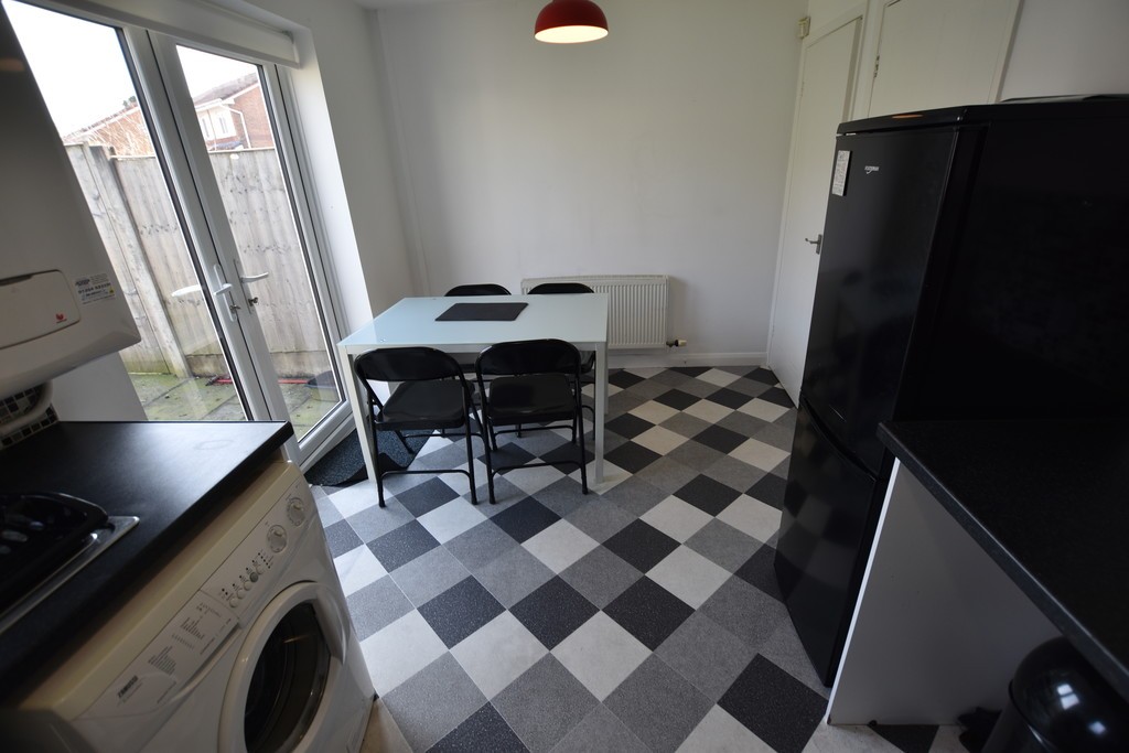 Images for Limesdale Close, Bradley Fold, Bolton EAID:0c021585af0b9d676445b7c53ff3beb9 BID:1