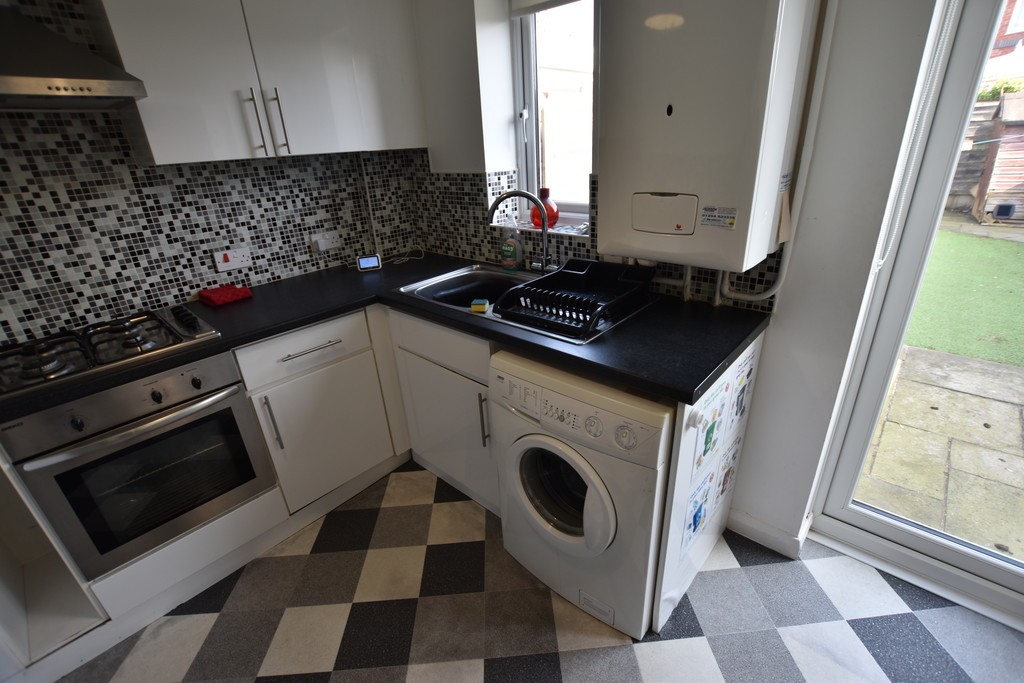 Images for Limesdale Close, Bradley Fold, Bolton EAID:0c021585af0b9d676445b7c53ff3beb9 BID:1