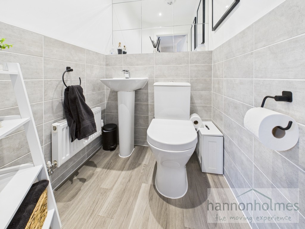 Images for Farm Crescent, Radcliffe, Manchester EAID:0c021585af0b9d676445b7c53ff3beb9 BID:1