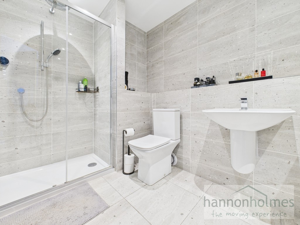 Images for Farm Crescent, Radcliffe, Manchester EAID:0c021585af0b9d676445b7c53ff3beb9 BID:1