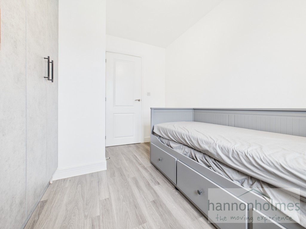 Images for Farm Crescent, Radcliffe, Manchester EAID:0c021585af0b9d676445b7c53ff3beb9 BID:1