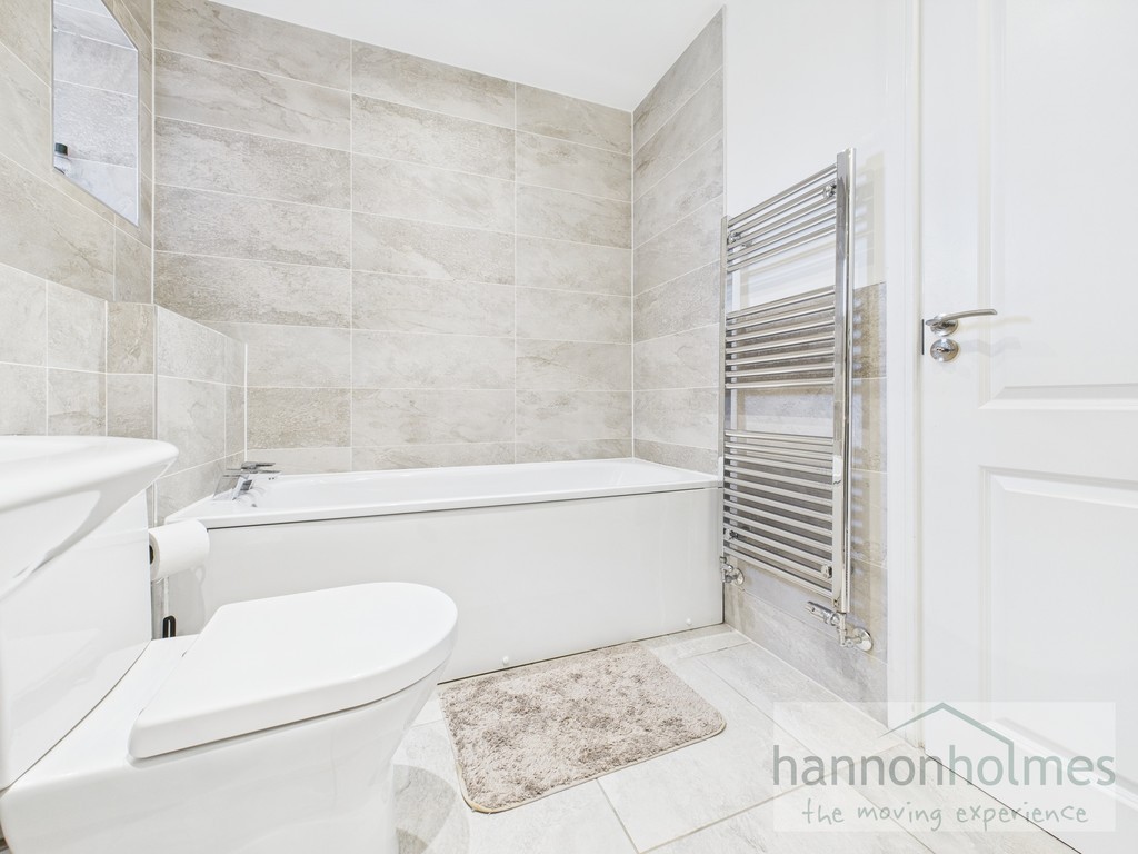 Images for Farm Crescent, Radcliffe, Manchester EAID:0c021585af0b9d676445b7c53ff3beb9 BID:1