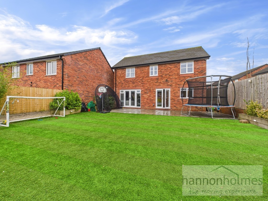Images for Farm Crescent, Radcliffe, Manchester EAID:0c021585af0b9d676445b7c53ff3beb9 BID:1