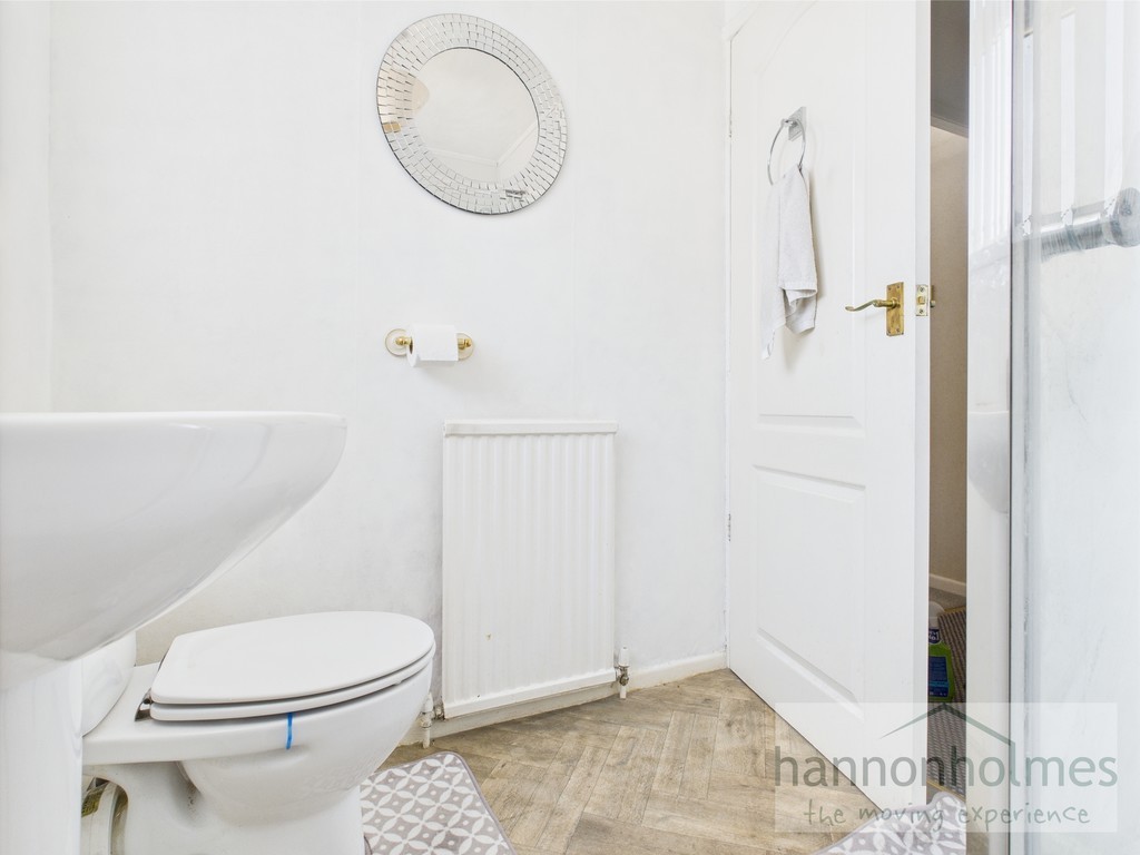 Images for Leven Close, Kearsley, Bolton EAID:0c021585af0b9d676445b7c53ff3beb9 BID:1