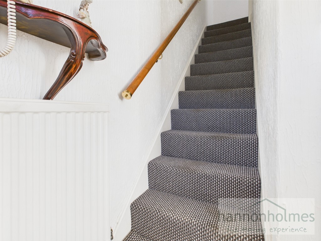 Images for Leven Close, Kearsley, Bolton EAID:0c021585af0b9d676445b7c53ff3beb9 BID:1