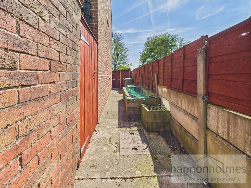 Images for Highfield Road, Farnworth, Bolton EAID:0c021585af0b9d676445b7c53ff3beb9 BID:1