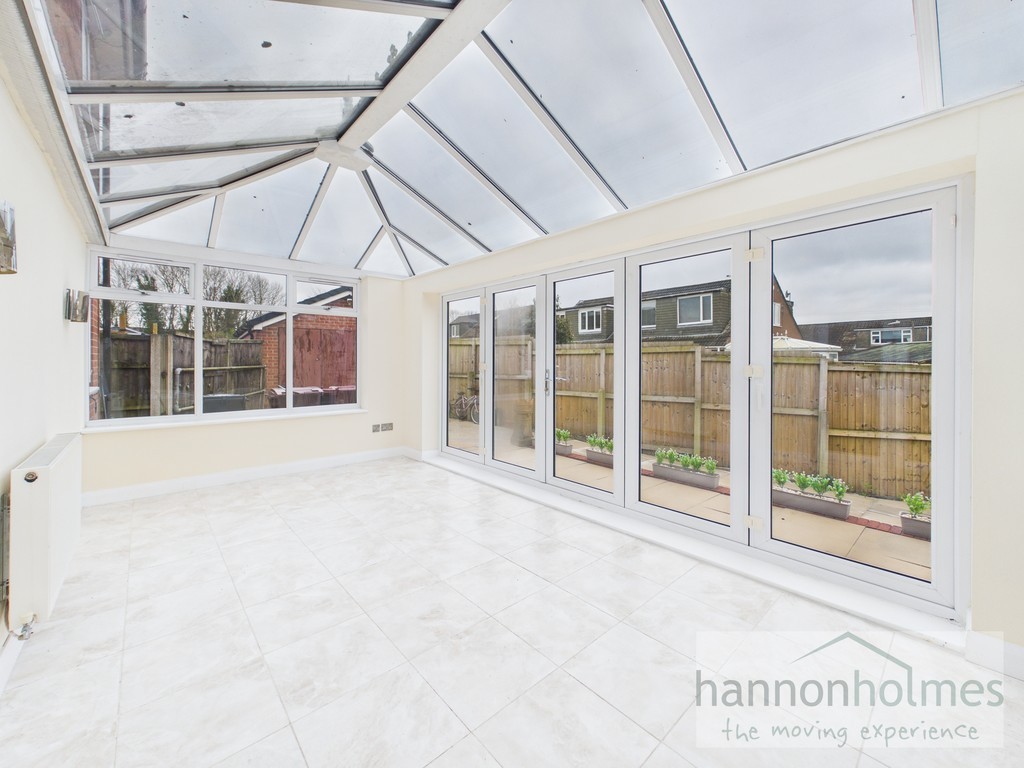 Images for Fearney Side, Little Lever, Bolton EAID:0c021585af0b9d676445b7c53ff3beb9 BID:1