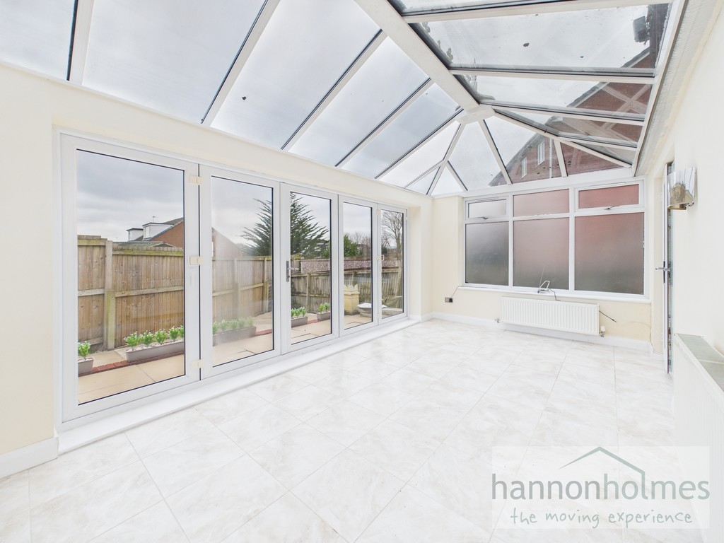 Images for Fearney Side, Little Lever, Bolton EAID:0c021585af0b9d676445b7c53ff3beb9 BID:1