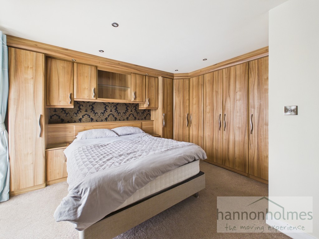 Images for Fearney Side, Little Lever, Bolton EAID:0c021585af0b9d676445b7c53ff3beb9 BID:1