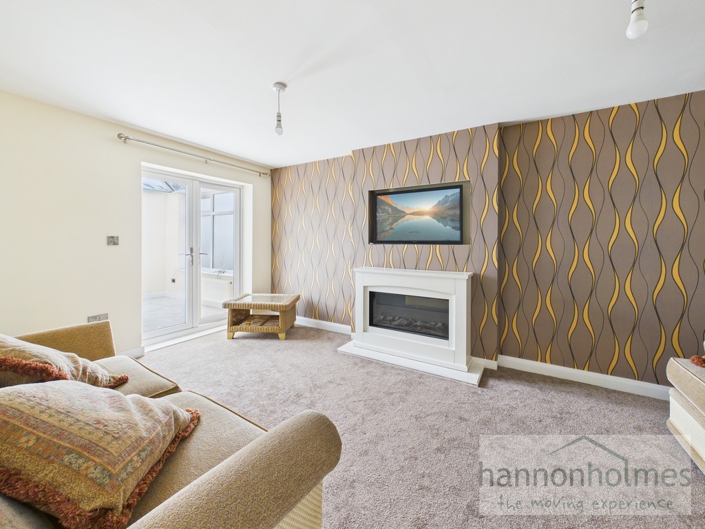 Images for Fearney Side, Little Lever, Bolton EAID:0c021585af0b9d676445b7c53ff3beb9 BID:1