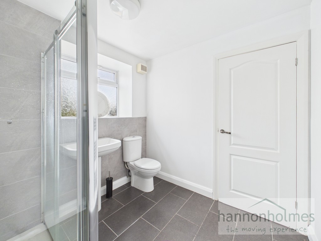 Images for Fearney Side, Little Lever, Bolton EAID:0c021585af0b9d676445b7c53ff3beb9 BID:1