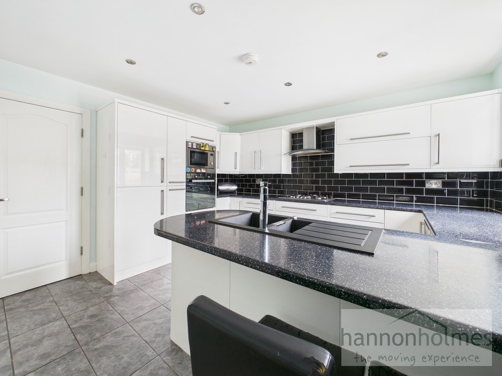 Images for Fearney Side, Little Lever, Bolton EAID:0c021585af0b9d676445b7c53ff3beb9 BID:1