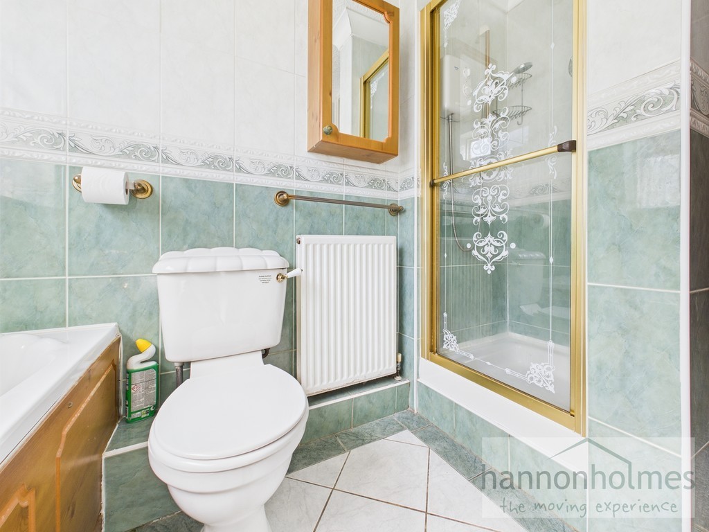 Images for Thornton Close, Little Lever, Bolton EAID:0c021585af0b9d676445b7c53ff3beb9 BID:1