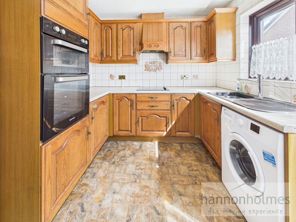 Images for Thornton Close, Little Lever, Bolton EAID:0c021585af0b9d676445b7c53ff3beb9 BID:1