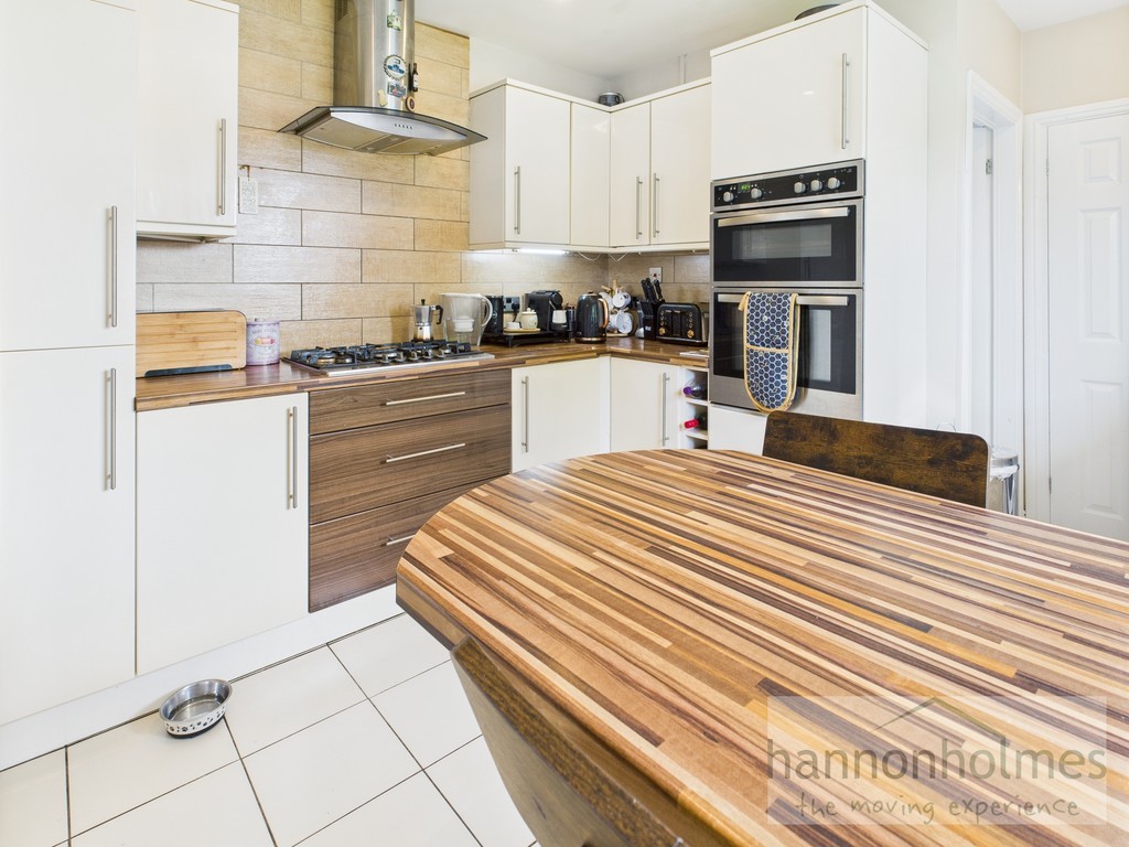 Images for Martin Avenue, Little Lever, Bolton EAID:0c021585af0b9d676445b7c53ff3beb9 BID:1
