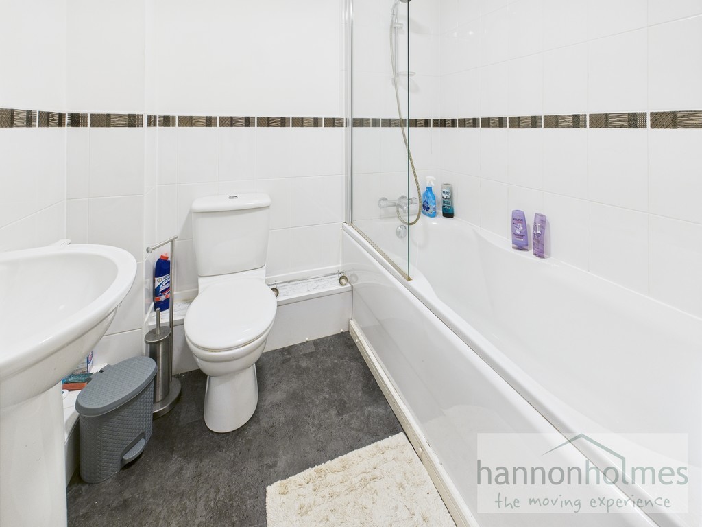 Images for Fletcher Court, Radcliffe, Manchester EAID:0c021585af0b9d676445b7c53ff3beb9 BID:1