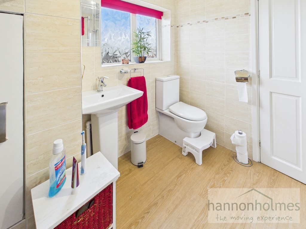 Images for Newmarket Road, Little Lever, Bolton EAID:0c021585af0b9d676445b7c53ff3beb9 BID:1