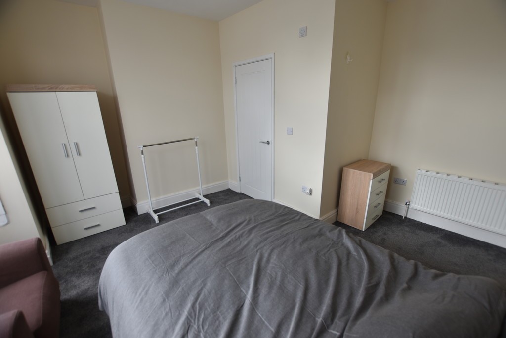 Images for Little Lever, Bolton EAID:0c021585af0b9d676445b7c53ff3beb9 BID:1