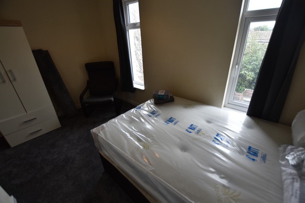 Images for Church Street, Little Lever, Bolton EAID:0c021585af0b9d676445b7c53ff3beb9 BID:1