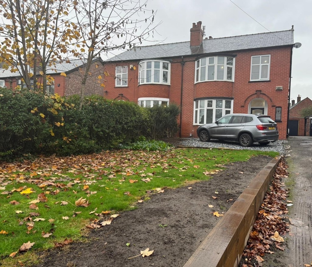 Images for Eccles Old Road, Salford EAID:0c021585af0b9d676445b7c53ff3beb9 BID:1