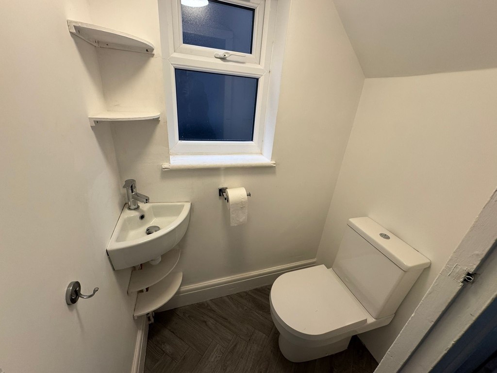 Images for Eccles Old Road, Salford EAID:0c021585af0b9d676445b7c53ff3beb9 BID:1