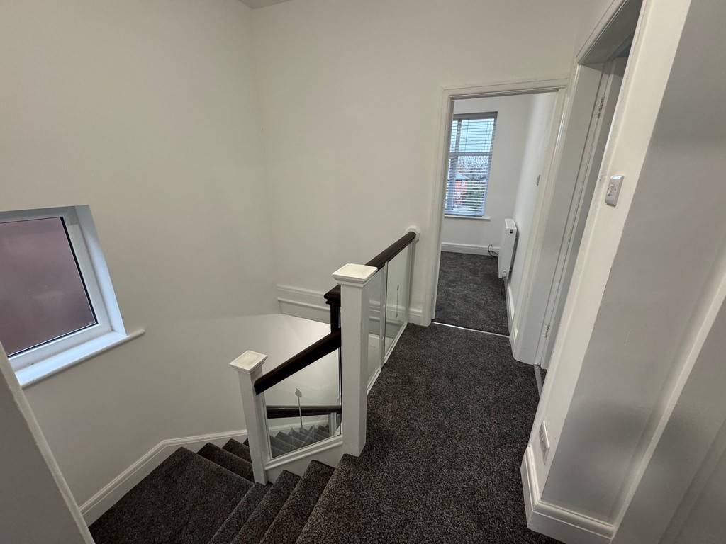 Images for Eccles Old Road, Salford EAID:0c021585af0b9d676445b7c53ff3beb9 BID:1